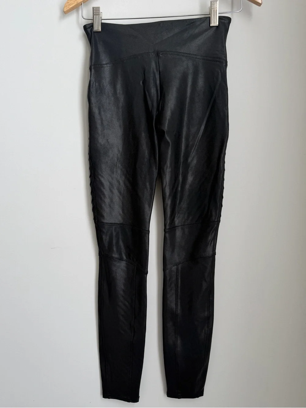 SPANX Faux Leather Moto Leggings Black High Rise Sculpting Size XSmall - Picture 6 of 9